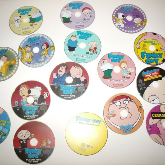Family Guy DVD Set & Leather Case - Picture 1 of 7